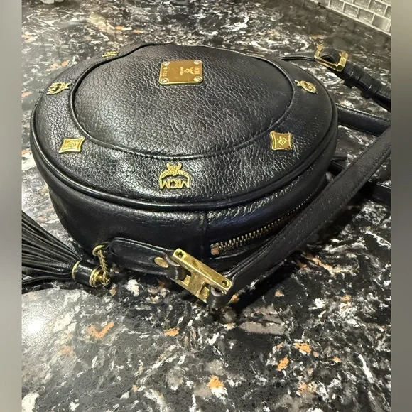 MCM Vintage Tambourine Bag
Made in Germany 🇩🇪 - Picture 4 of 11